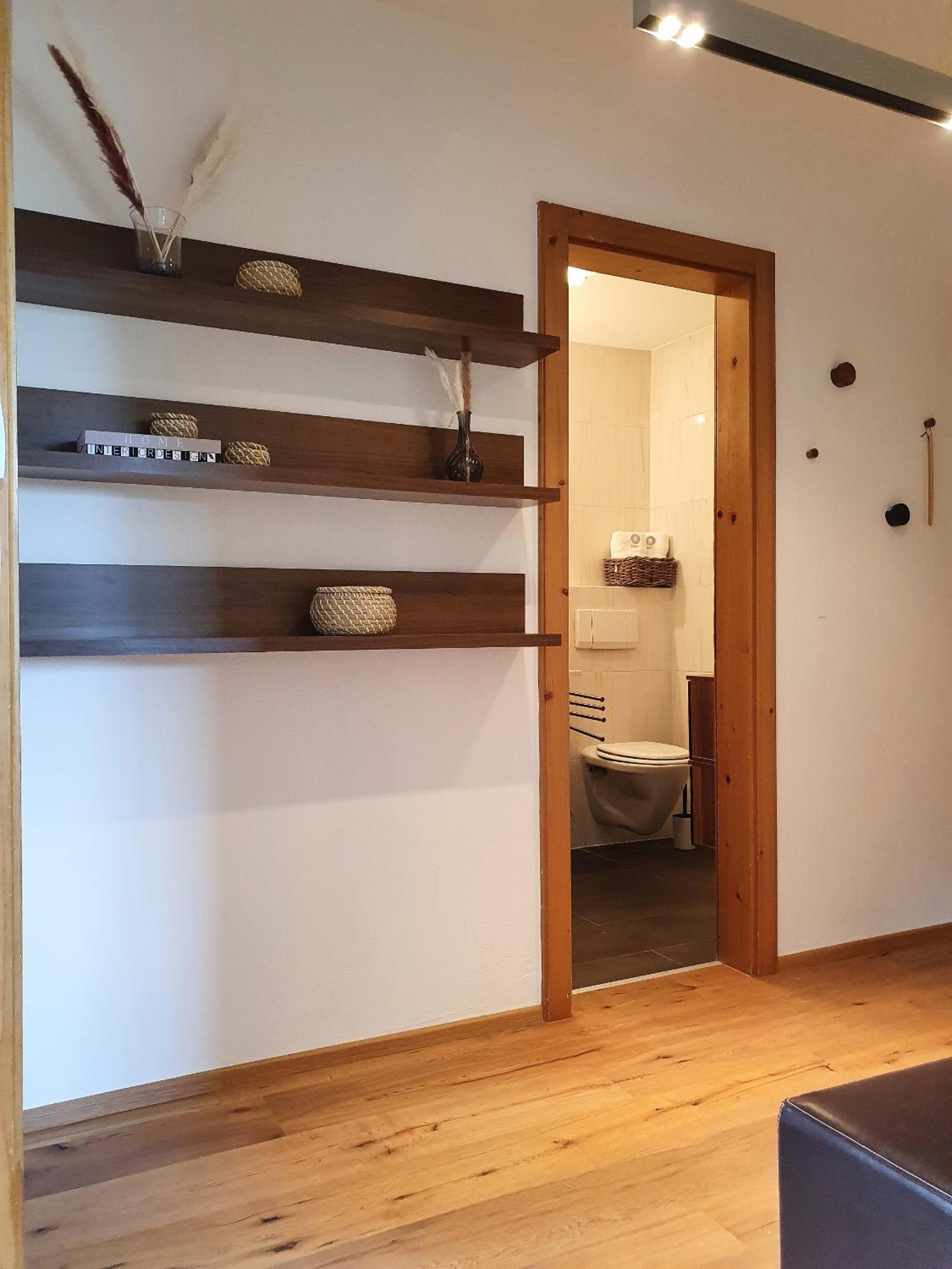 Alpenflair Apartment Mit Bergblick - Inkl Parkplatz #7 Innsbruck Exterior photo